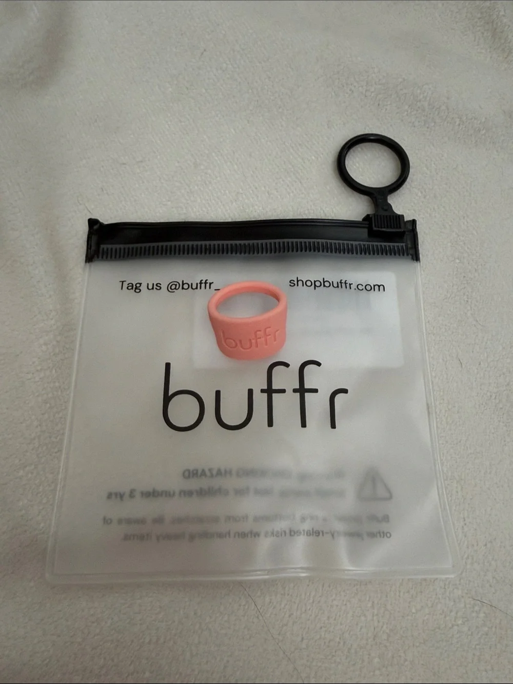 Buff silicone ring in coral pink